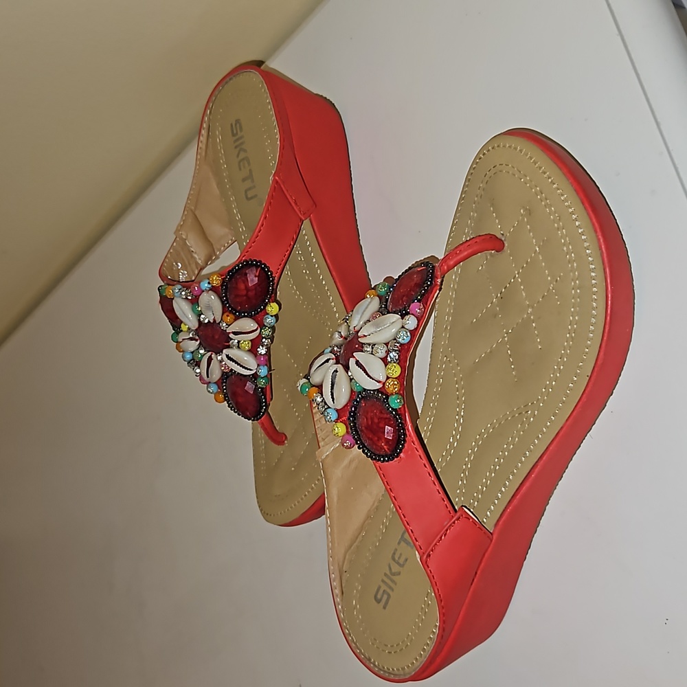 Red platform sandal - Picture 3 of 4